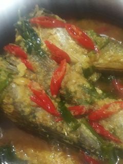 Foto resep Ikan Laut Bumbu Kuning