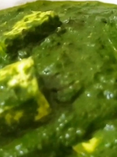 પાલક પનીર સબ્જી (Palak Paneer Sabji Recipe In Gujarati) રેસીપી મુખ્ય ફોટો