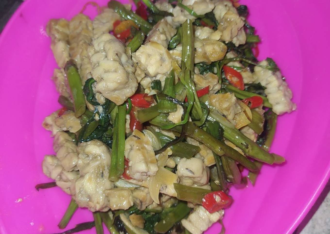 Oseng tempe kangkung