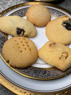 டேனிஷ் பட்டர் குக்கீஸ்(danish butter cookies recipe in tamil) செய்முறை முக்கிய புகைப்படம்