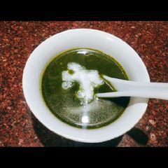 Palak soup A picture of Palak soup.