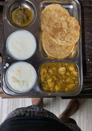 रात का भोजन (Raat ka bhojan recipe in hindi) रेसिपी मुख्य फोटो