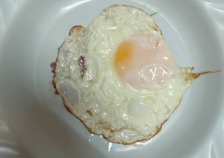 Simple Way to Prepare Any-night-of-the-week Sunny side up egg#breakfastquickfix