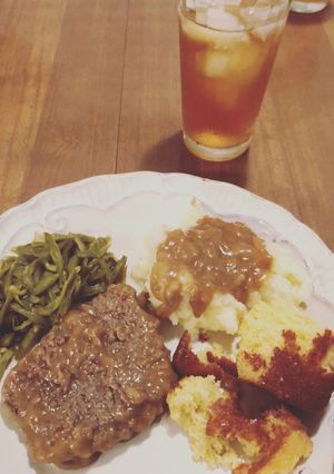 A picture of Cubed Steak and Gravy.