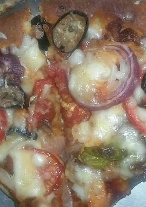 صورة لوصفة بيتزا بقطع دجاج