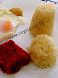 Una foto de Arroz a la cubana para dieta, sin sal