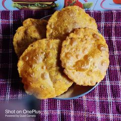 A picture of Masala Jira puri.
