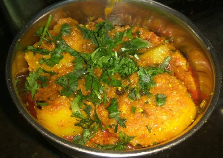 Step-by-Step Guide to Make Ultimate Dum aloo