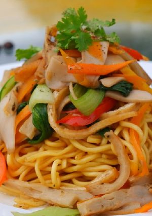 Hình của món Mì xào chay.