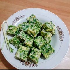 Pure Ghee Green Garlic Cubes | Winter Special Preserve A picture of Pure Ghee Green Garlic Cubes | Winter Special Preserve.