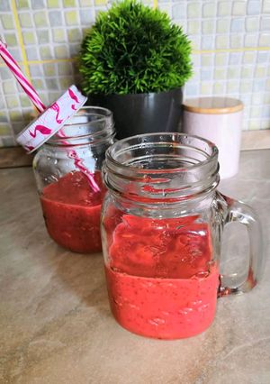 Epres Smoothie (nagyon bio, nagyon vegan) recept fotója