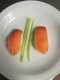 Nigiri de salmón