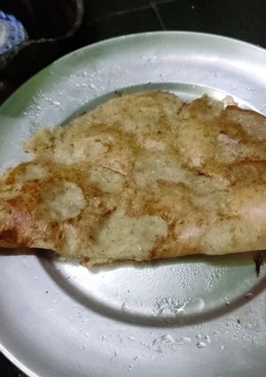 A picture of Green moong dal,yellow spited moong dal dosa chutney.