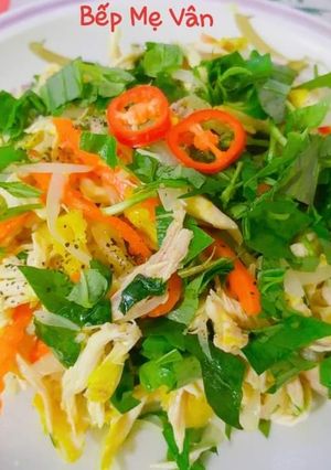 Hình của món Nộm gà xé.
