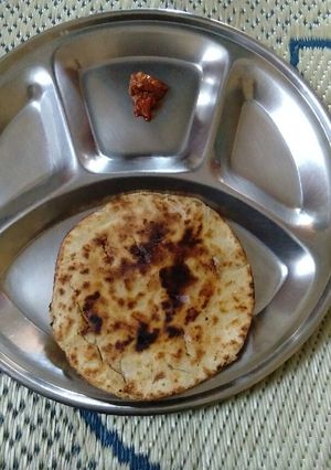 A picture of Masala wheat flour paratha.