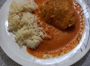 Una foto de Mole enchipotlado con pollo i Delicioso !
