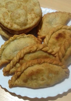 Una foto de Empanadas de atún fácil