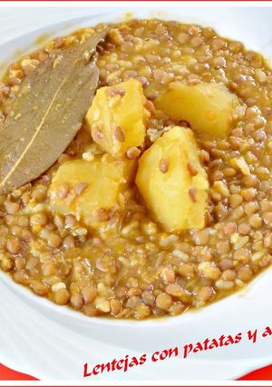 Foto principal de Lentejas con arroz y patatas (Thermomix)