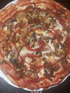 عکسی از دستور پیتزا مرغ و قارچ