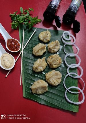अंडा और प्याज़ का मोमो (Anda aur pyaz ka momo recipe in Hindi) रेसिपी मुख्य फोटो