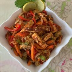 A picture of Grilled Paneer Salad 🥗 With Veggies & Herbs.
