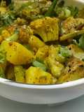Phulkopir Data Chorchori/ Cauliflower Stalk Curry