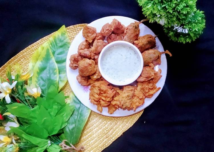 Step-by-Step Guide to Prepare Quick Pakora plater