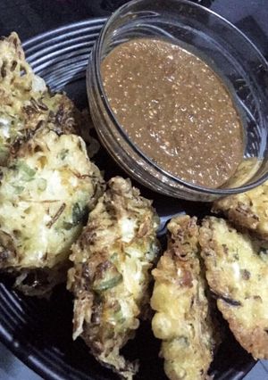 Foto resep Bakwan sayur bumbu kacang recomended