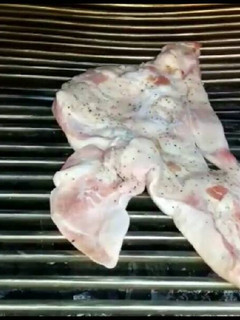 Una foto de Careta de cerdo a la brasa