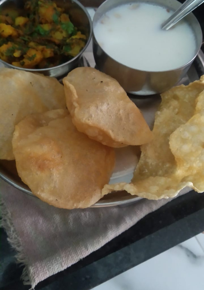 આલુ મેથી નું શાક(Aloo Methi Sahk Recipe In Gujarati) રેસીપી મુખ્ય ફોટો