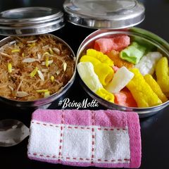 A picture of Meethi Seviyan.