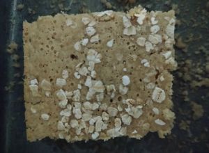 Una foto de Torta de Avena con Uvas Pasas