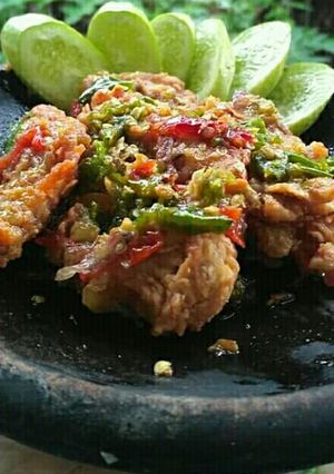 Foto resep Ayam Geprek Sambal Hijau