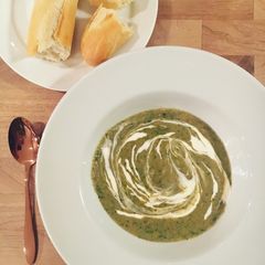 A picture of Leek, Potato and Spinach soup.