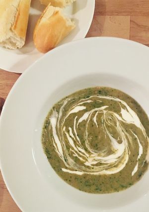 A picture of Leek, Potato and Spinach soup.