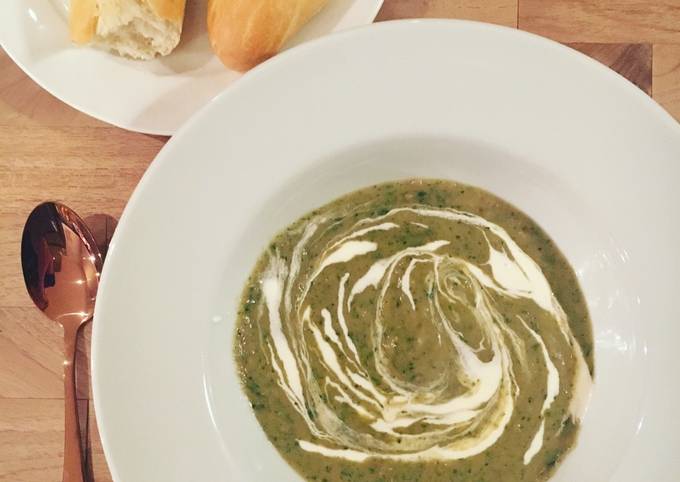 Leek, Potato and Spinach soup