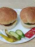 سندوتش البرجر بالجبن الشيدر 🍔