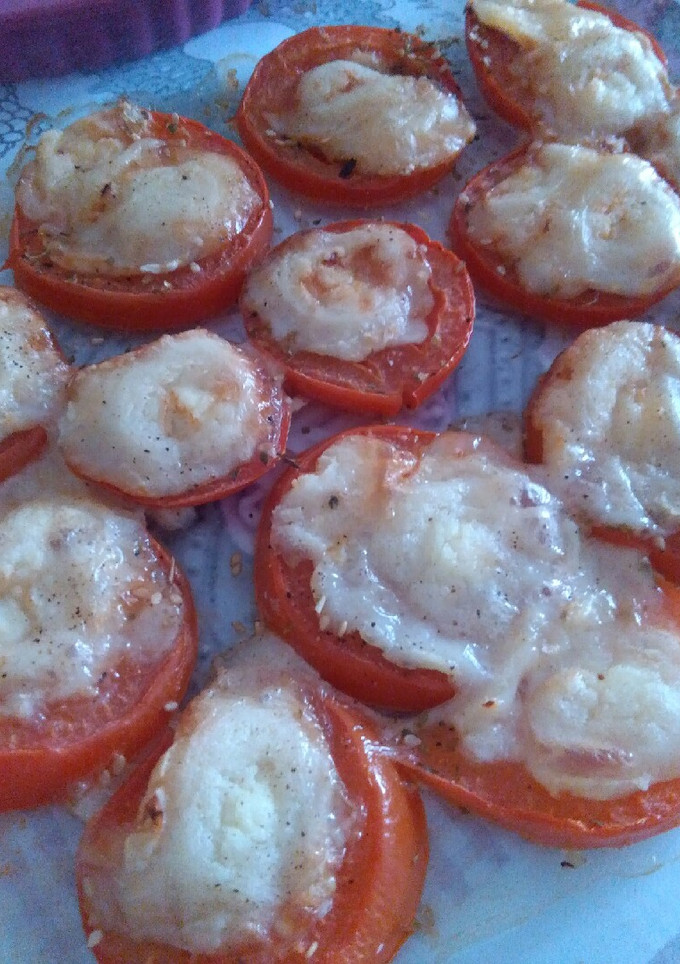 Una foto de Tomates gratinados con queso de cabra