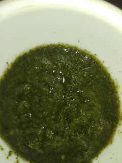 ગ્રીન ચટણી (Green Chutney Recipe In Gujarati) રેસીપી મુખ્ય ફોટો