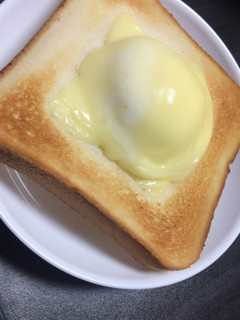 A picture of Mochi Ice Cream Toast.