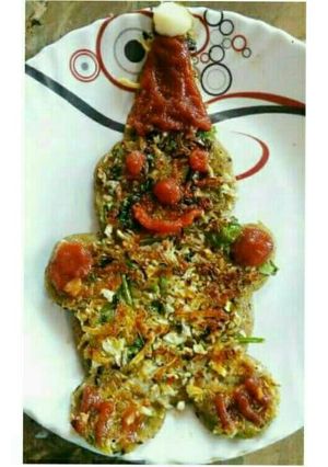 उत्तपम इन सांता शेप (Uttpam in santa shape recipe in hindi) रेसिपी मुख्य फोटो