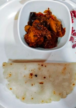 A picture of Rice Flour Bhakri.