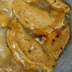 A picture of Aloo Karanji.
