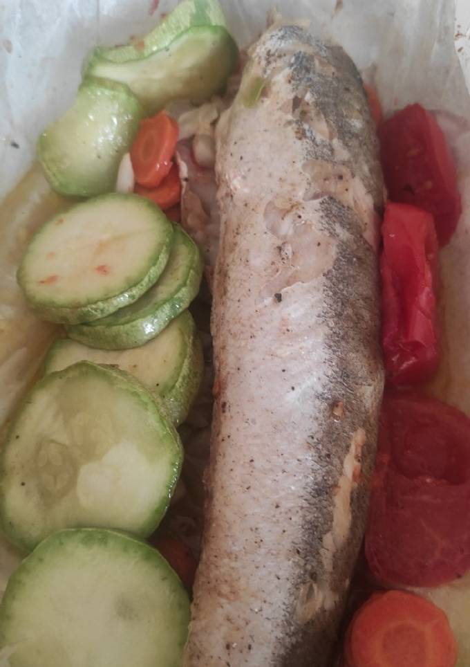 Тушка хека з овочами запечені в духовці 😋