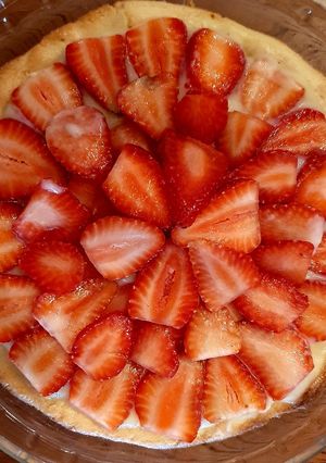 Una foto de Tarta de frutillas y crema pastelera