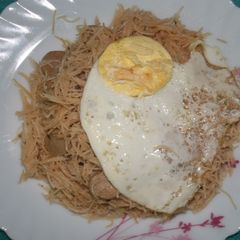 A picture of Vermicelli with Sausage and Egg.