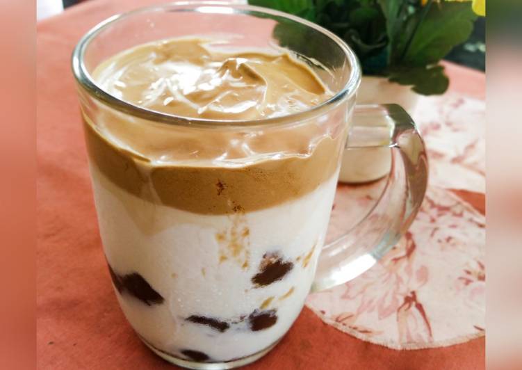 Resep Dalgona Coffe with boba, Enak Banget