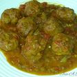 Albóndigas de ternera con sobrasada en salsa de pisto