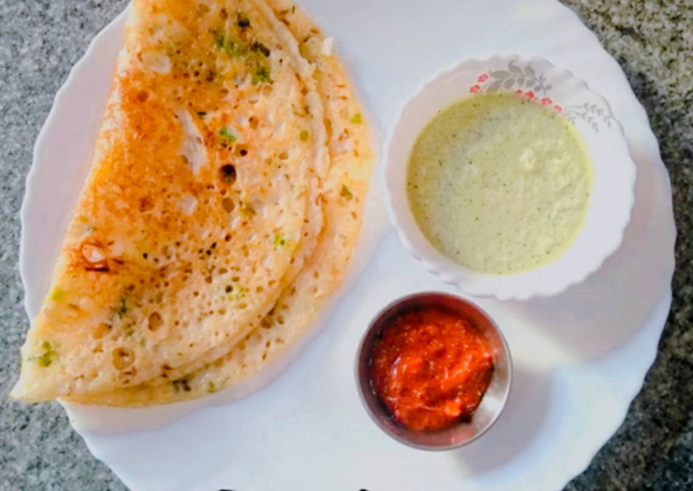 Rava Dosa/ Onion Rava Dosa