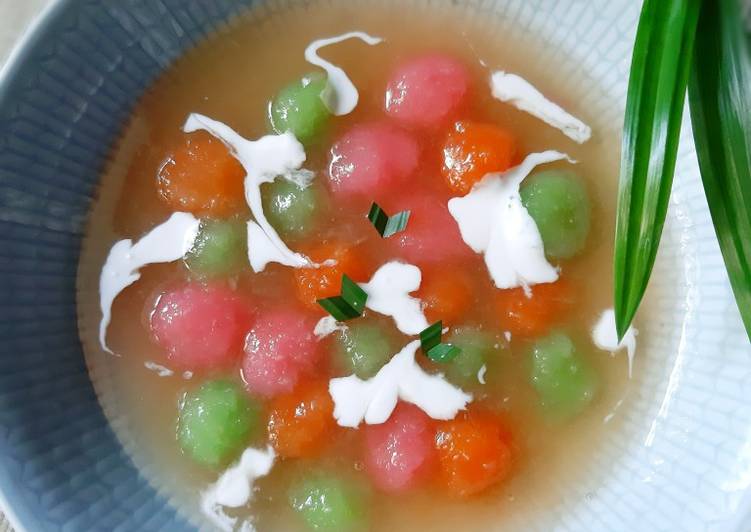 Kolak Bola-bola Singkong